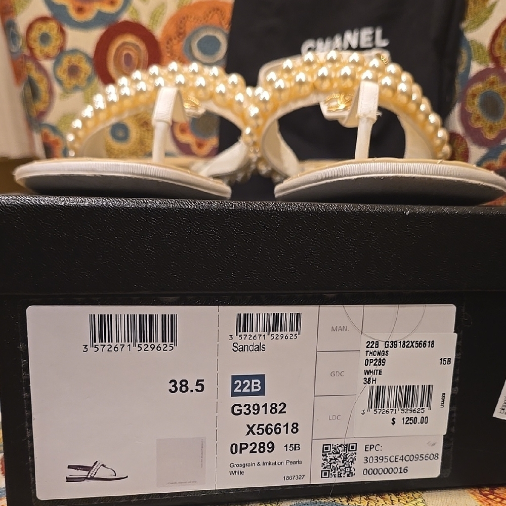 Chanel White and Gold Pearl Sandals - Picture 2 of 16